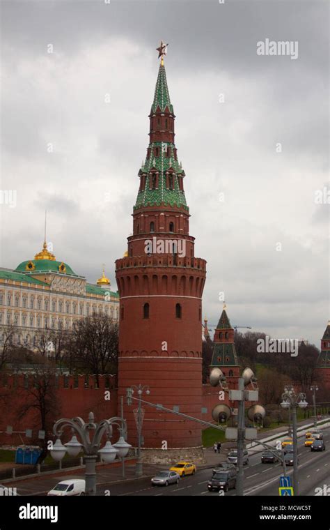 Kremlin And Moskva River Moscow Russia Stock Photo Alamy