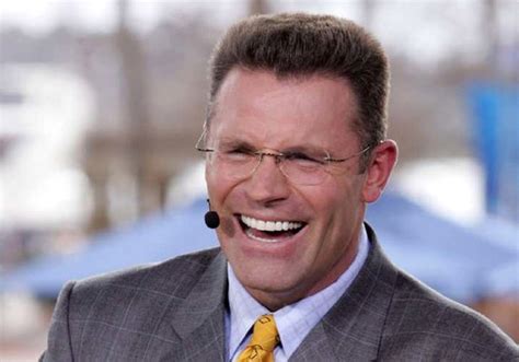 Sports Q Howie Long Hall Of Fame Player And Fox NFL Analyst Nfl Hall Of Fame Nfl Football