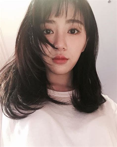 10 황하나 4억 외제차 가져와라→손목 자해 사진 공개. 권민아, 자해 흔적 공개에 팬들 우려..."치료 받으며 노력하겠다"