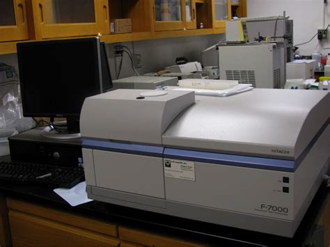 Hitachi F 7000 Fluorescence Spectrophotometer Trinity College