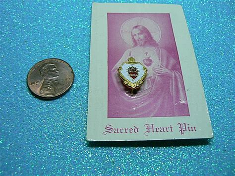 A Vintage 1960s Sacred Heart Of Jesus Enameled Lapel Stick Pin Medal