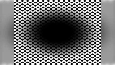 Expanding Hole Illusion This Trippy Optical Illusion Tricks Your Brain