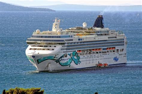 Israeli Passengers Not Allowed To Disembark Norwegian Cruise Ship Western Caribbean Cruise