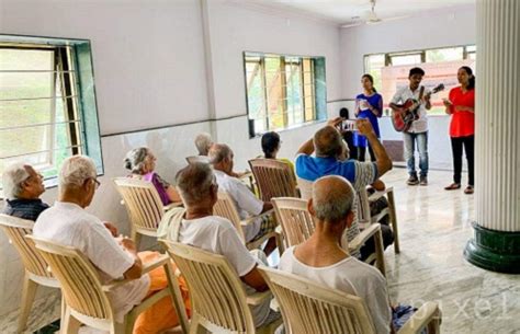 Report Old Age Home Visit