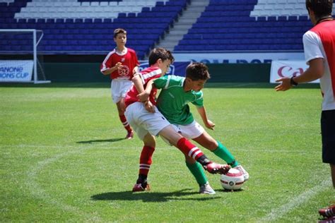 Jugar Al Fútbol Mejora La Capacidad De Atención Entre Los Adolescentes