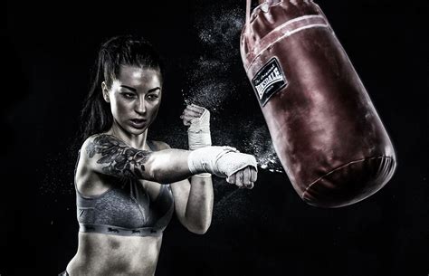 Boxing Girl Wallpapers Top Free Boxing Girl Backgrounds Wallpaperaccess