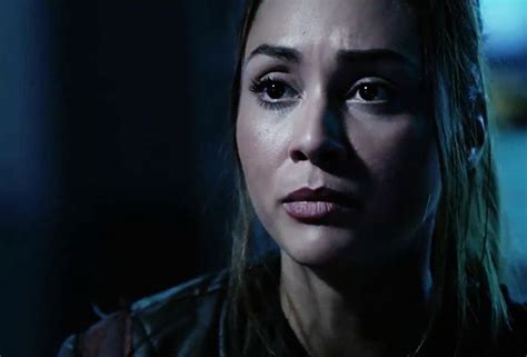 ‘the 100 Season 5 Trailer Biggest Moments — Clarke Bellamy And More
