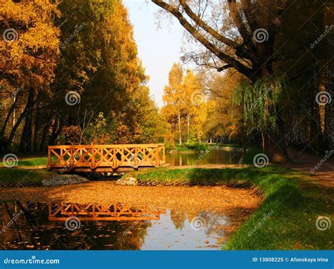 Bridge In Park Autumn Stock Image Image Of Pond Season 13808225