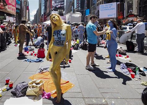 ‘body Notes Painting Project At Times Square Attracts