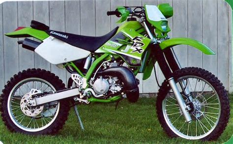 The kawasaki kdx 200 model is a enduro / offroad bike manufactured by kawasaki. 2005 Kawasaki KDX200 - Moto.ZombDrive.COM