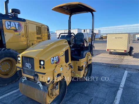 2022 Caterpillar Cb25 Gc Smooth Drum Roller Compactor For Sale 113