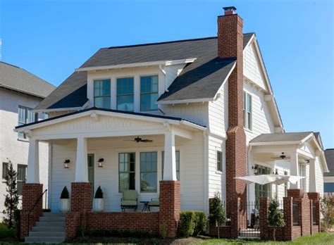 Fotosearch / getty images craftsman interior design style undoubtedly one of the reasons that craftsman houses remain one of the most popular american architecture styles is because they reflect timeless aesthetics and values that never go out of style. Modern Craftsman Style Home Design - Home Bunch Interior ...
