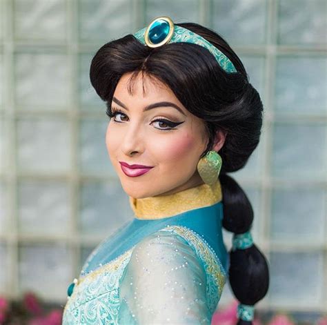 Princess Jasmine Cosplay Disney Princess Jasmine Aladdin And Jasmine