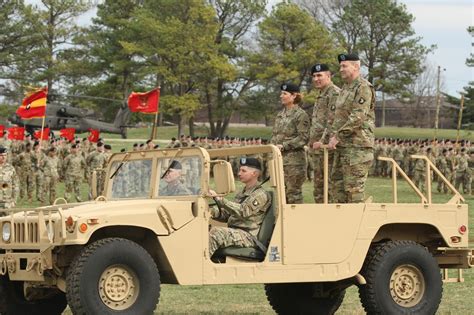 101st Airborne Division Welcomes New Commanding General Article The