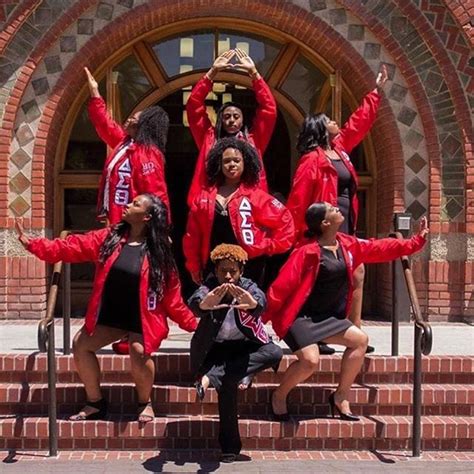 How Pretty Are These Sorors From Delta Sigma Theta Show Off Your Red