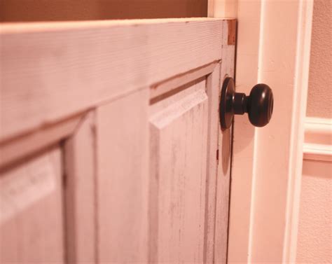 10 diy dutch door with rustic doorknob by its the little things