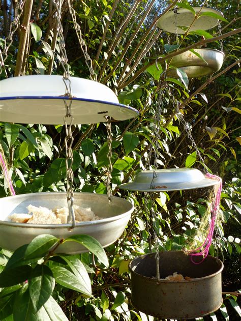 How To Make An Upcycled Bird Feeder Using Vintage Enamel