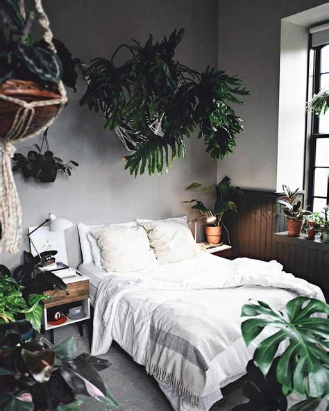 44 Incredible Apartment Bedroom Plants Ideas Home Decor Bedroom