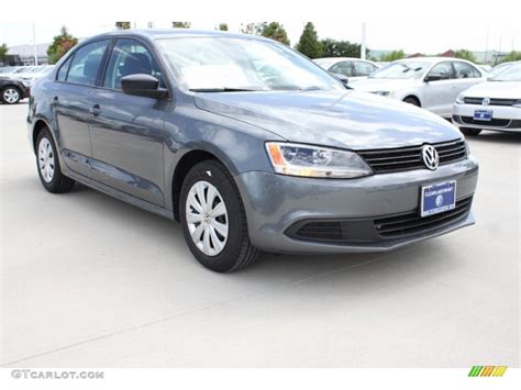 2014 Platinum Gray Metallic Volkswagen Jetta S Sedan 95331267 Photo 2