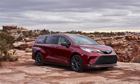 Learn more about the 2020 toyota sienna and its price, specs, colors, and features available at plaza toyota. The 2021 Toyota Sienna is Perfect for Road Trips