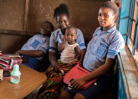 Young And Pregnant In Sierra Leone Bbc News