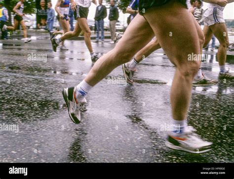 STOCKHOLM MARATHON runners exposed body parts Stock Photo - Alamy