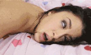 Girls Rolling Their Eyes When Orgasm Eye Rolling Orgasm Daily