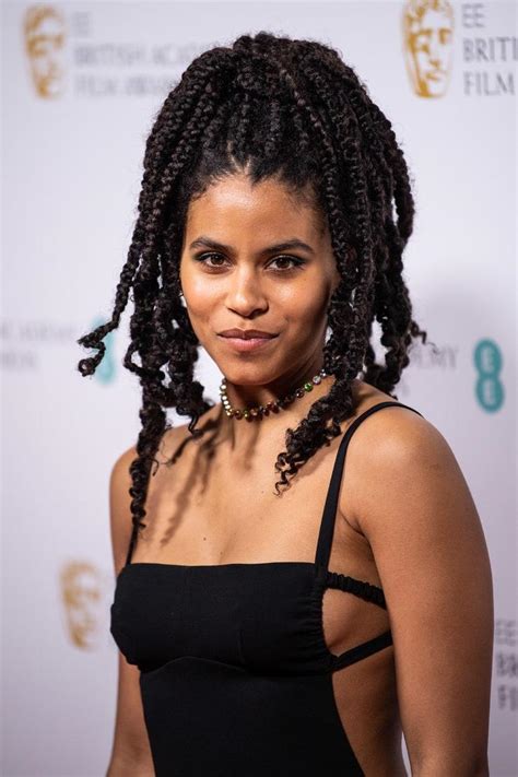 Sexy Zazie Beetz Boobs Pictures Are Absolutely Mouth Watering The