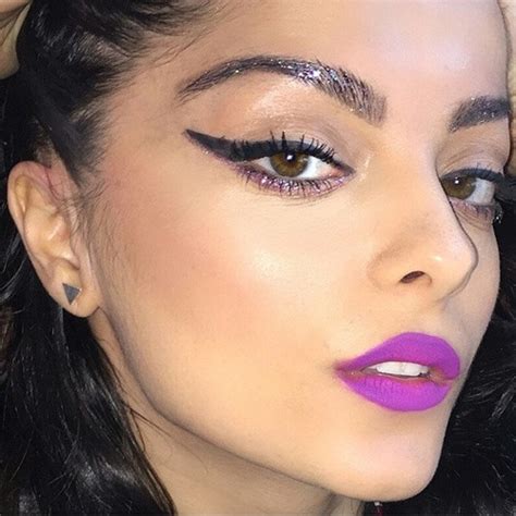 Bebe Rexha Makeup Black Eyeshadow Nude Eyeshadow And Purple Lipstick