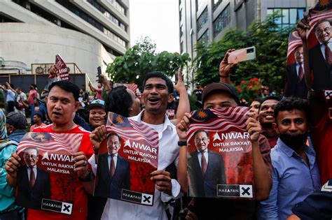 Pm At Last How ‘irrepressible Optimist Anwar Ibrahim Went From Prison