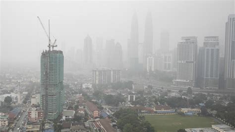 Air pollution in malaysia, or haze, as it's more commonly known, has been a problem for many years. Malaysia trying to induce rain to clear haze, as Indonesia ...