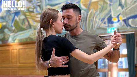 Rose Ayling Ellis And Giovanni Pernice S Chemistry Revealed In Never Before Seen Backstage