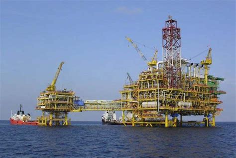 Tanjung Offshore Gets Petronas Carigali Contract The Star