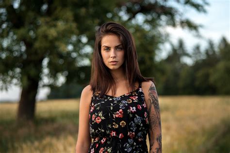 Marlen Valderrama Alvaréz Women Martin Kühn Women Outdoors Tattoo Trees Portrait Outdoors