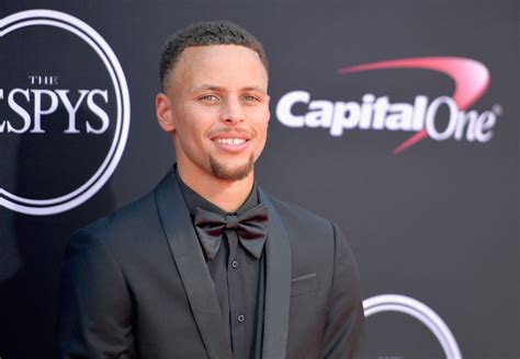 Jun 20, 2016 · stephen curry is a professional american basketball player with the golden state warriors. Steph Curry Reflects on Uncertain Times as He Celebrates 32nd B-Day with Wife Ayesha & Kids in ...