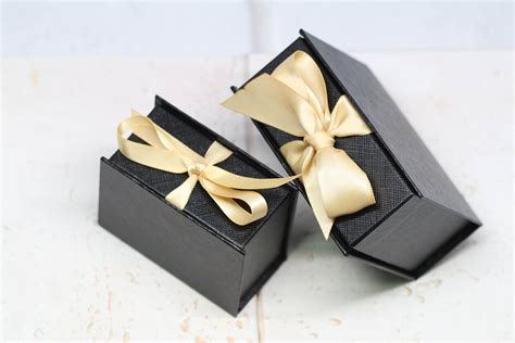 Beautiful Jewelry Gift Boxes Zen Merchandiser