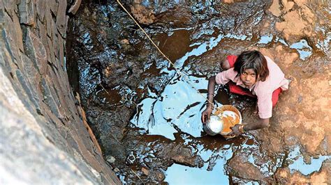 The country has one of the highest average rainfall levels in the world, and yet every few years there is talk of water rationing because of a prolonged dry spell. Worsening state of water crisis in India | Media India Group