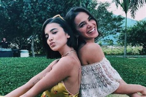 Bruna Marquezine E Manu Gavassi Impressionam Fãs Pela Semelhança Área Vip