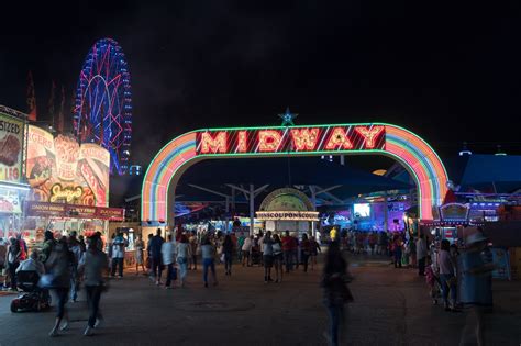 10 Ways To Wow Your Date At The State Fair Of Texas Lake Highlands
