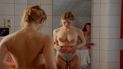 Theresa Scholze Nude Alexandra Maria Lara Sexy Mensch