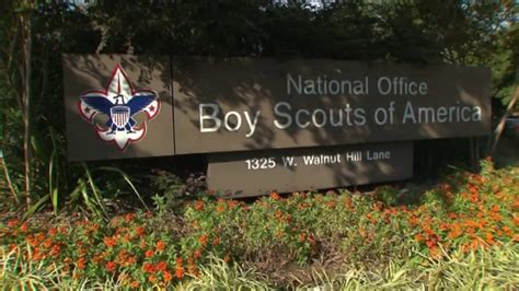 In Historic Change Boy Scouts To Let Girls In Some Programs Wgn Tv