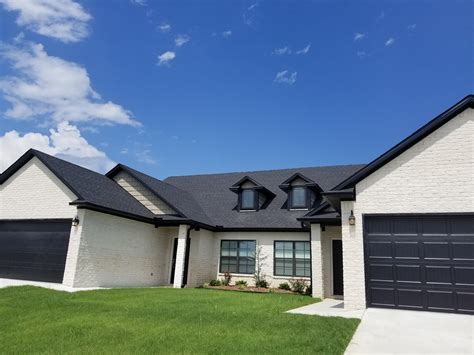 Soffit and fascia play an important role in the structural integrity of your home. Contrasting Siding and Soffit | Rollex