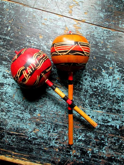 Maracas Shakers Rattles Hand Painted Carved Gourds Souvenir Haiti Red