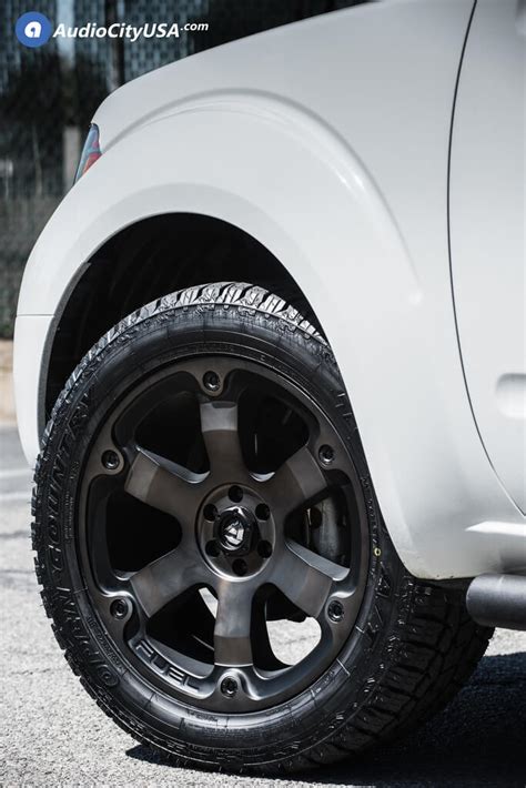 20” Fuel Wheels D564 Beast With Black Machined Dark Tint Off Road Rims