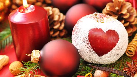 Download Wallpaper 3840x2160 Holiday Heart New Year Christmas