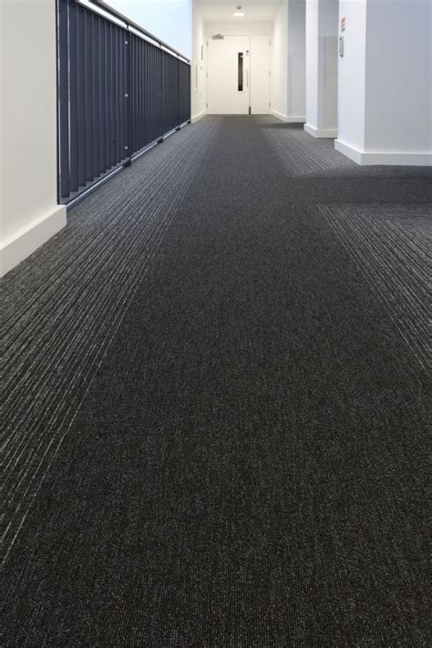 Peel and stick carpet tile (10 tiles/case) residential carpet tiles in The Hub in Manchester | burmatex®