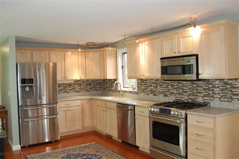 Kitchen cabinet refacing is one of the most popular kitchen remodeling trends these days, due to its minimal mess and highly aesthetic result. Kitchen Cabinet Refacing Tips for More Cost Effective ...