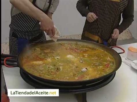 Esgarraet», es uno de nuestros entrantes típicos valencianos y ahora que ya viene el calorcito nos apetecen este tipo de platos para posted in: Autentica Receta de la Paella Valenciana Sueca - Valencia ...