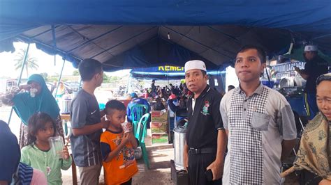 Ini sangat berguna bagi jemaah yang misalnya kebingungan mencari lokasi penginapan yang ditempati atau mencari lokasi lainnya yang tersedia, tuturnya. Ini Pesan Sekda Banjar untuk Jamaah Haul Guru Sekumpul ...