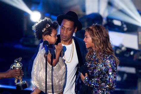 Blue Ivy Die Tochter Von Beyoncé Und Jay Z Sehen Sie Wie Sie Sich
